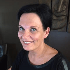 E4FE5A9D-BB46-49C4-8511-947D53E69305